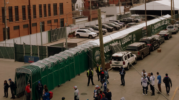 Chicago Cubs Retractable Tunnel