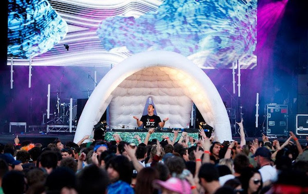 Inflatable stage cover - DJ Thrust Booth
