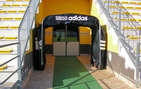 adidas retractable tunnel