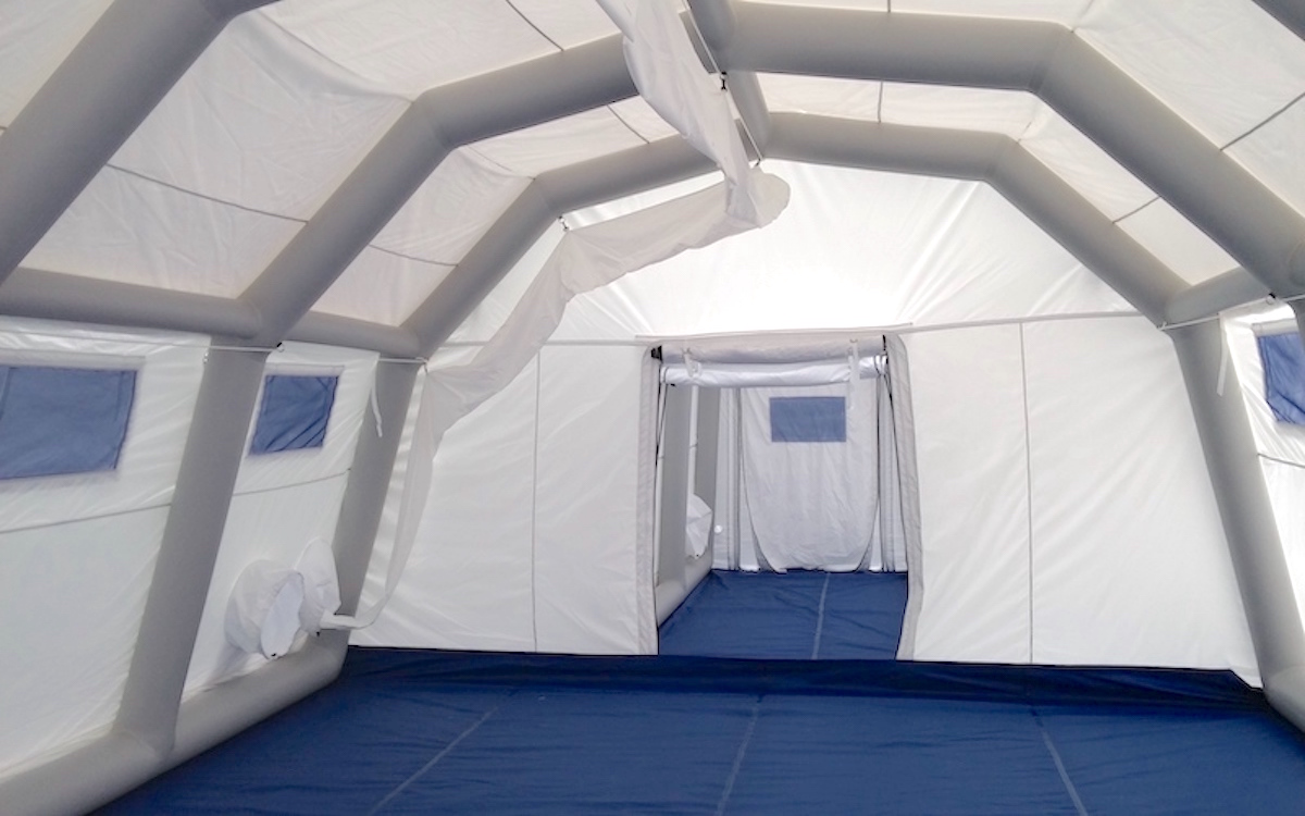 Negative pressure inflatable structure for medical or industrial use