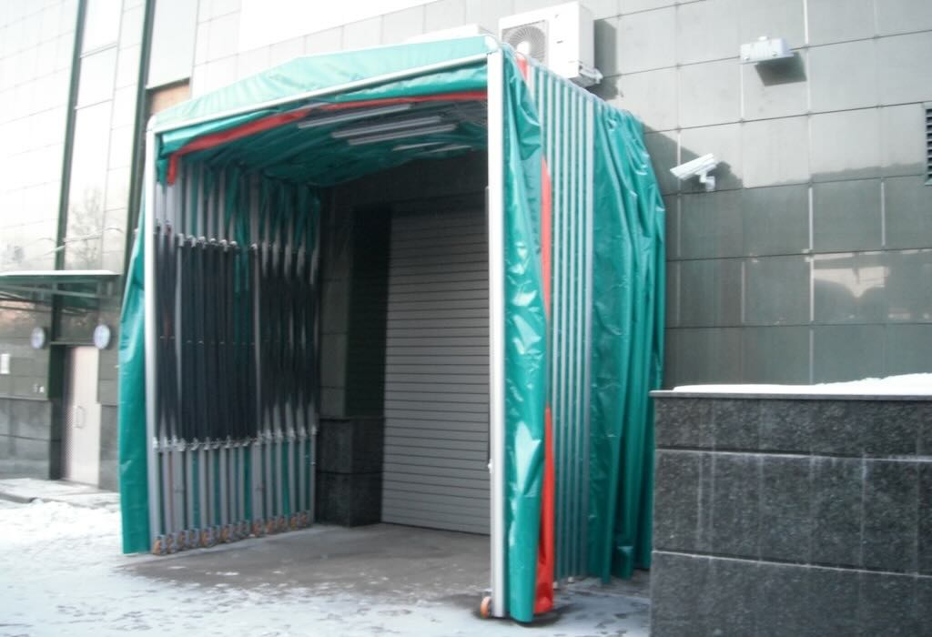 Ready Box 2 attached to loading dock