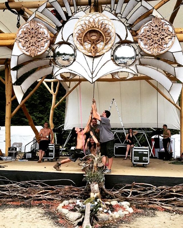 #Starmind stage installation at Unifier Festival - photo credits Parallaxedpanda